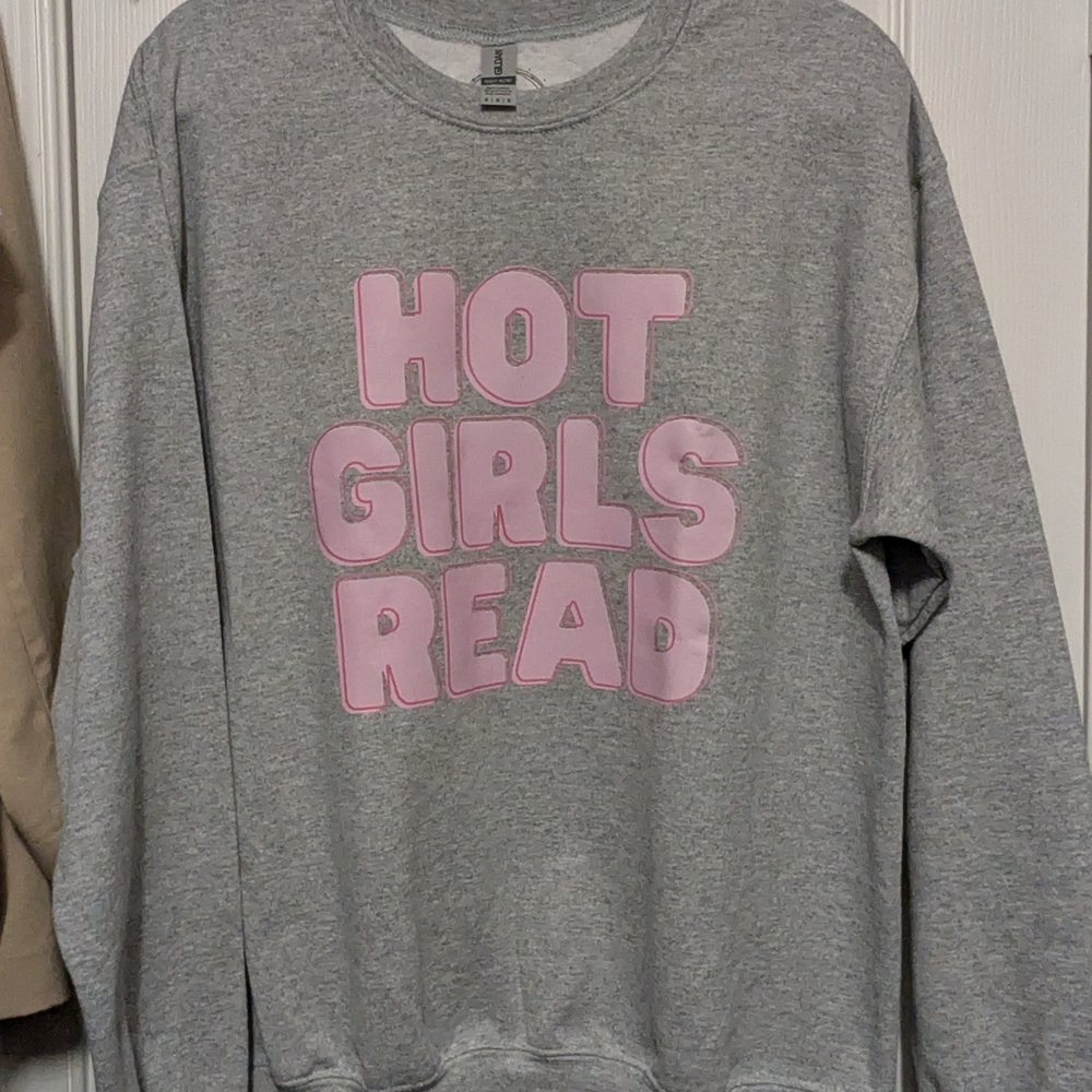 Gildan Gray Heavy Blend Sweatshirt